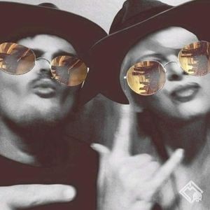 Meet your Posher, Raymond